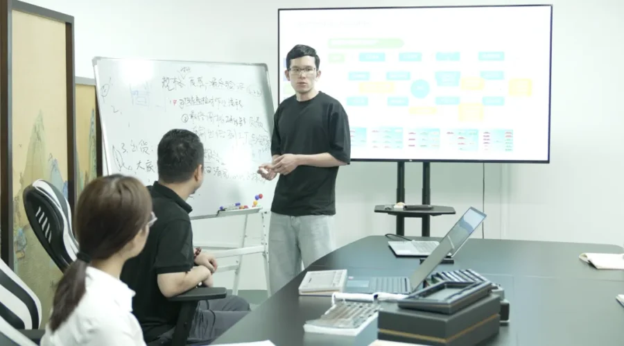 市场趋势｜95后亚马逊卖家Jack半年实现月销140万美元，打造欧洲DIY键盘爆款-新闻简介插图